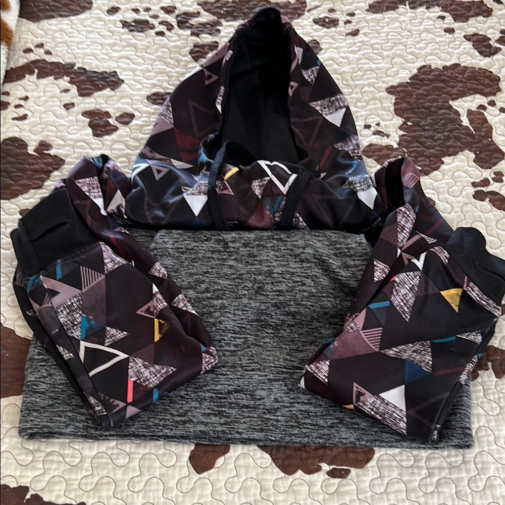 Geometric Patterned Hoodie